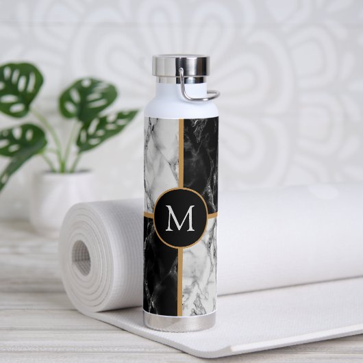 Personalisierte Wasserflasche mit Buchstabe Faux-M Trinkflasche (Yoga)