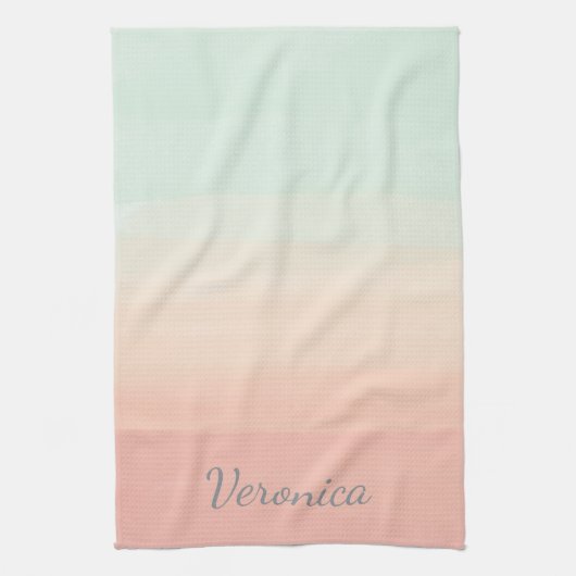 Personalisierte weiche Farbe Name in Pastel Ombre Geschirrtuch (Vertikal)