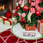 Personalisierte Weihnachten Pandas Polyester Weihnachtsbaumdecke<br><div class="desc">Dieses Personalisierte Pandas Design wird Sie mit Holiday Cheer füllen. Sie können alle Texte personalisieren,  um etwas Anderes zu sagen,  wenn Sie möchten,  oder Sie können es behalten,  als ob Sie das Original bewundern. Gute Ferien!</div>