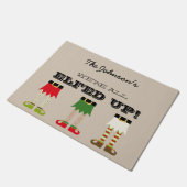 Personalisierte Weihnachtselfen Fußmatte (Schrägansicht)