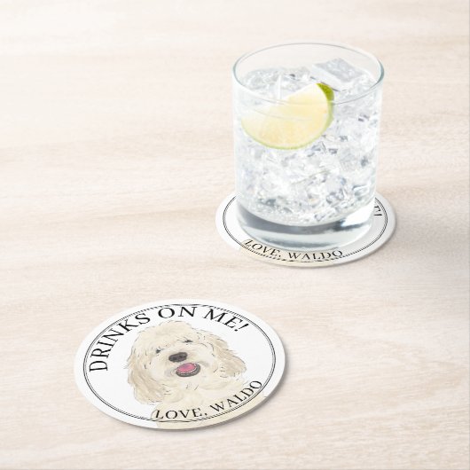 Personalisierte Weißcreme Golden Doodle Hochzeit Runder Pappuntersetzer (Vor Ort)