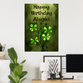 Personalisierte Whimsical Clovers Happy Birthday Poster (Heimbüro)