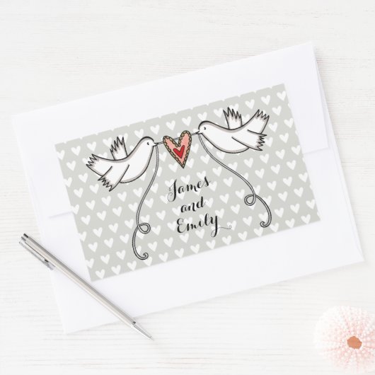 Personalisierte White Doves Hochzeitsticker Rechteckiger Aufkleber (Umschlag)