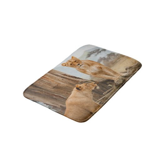 Personalisierte Wildtierleuchte Badematte (Schrägansicht)