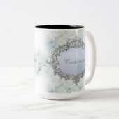 Personalisierte Winter White Roses Hochzeit Tasse (VorderseiteRechts)