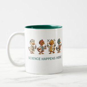 Personalisierte Wissenschaft Wissenschaft passiert Zweifarbige Tasse