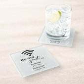 Personalisierte WLAN Wohngestaltung Hotel Guest Glasuntersetzer (Schrägansicht)