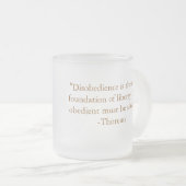 Personalisierte Zitat-Tasse Henry David Thoreau Mattglastasse (VorderseiteRechts)