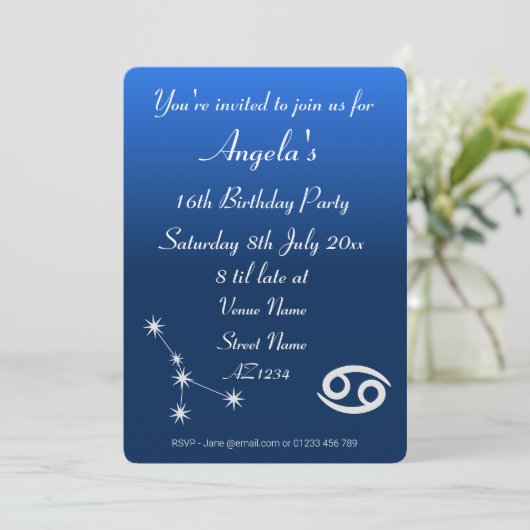 Personalisierte Zodiac-Krebs-Galaxie-Party Einladu Einladung (Stehend Vorderseite)