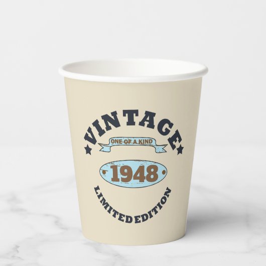 Personalisierten fünfundsiebzig Vintagen 75. Gebur Pappbecher (Rückseite)
