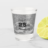 Personalisierter 25. Hochzeitstag Schnapsglas (Vorderseite)