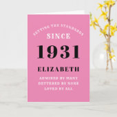 Personalisierter 90. Geburtstag Geboren 1931 Rosa Karte (Gelbe Blume)