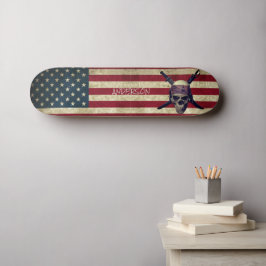 Personalisierter amerikanischer Pirat mit Schwerte Skateboard