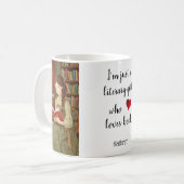 Personalisierter Becher "Literarische Mädchen" Kaffeetasse (Vorderseite Links)