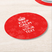 Personalisierter BEHALT CALM und Ihre auf Rot Runder Pappuntersetzer (Angewinkelt)