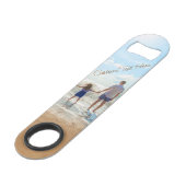 Personalisierter benutzerdefinierter Foto- und Bar Speed Flaschenöffner (Rückseite Schrägansicht)