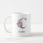 Personalisierter blauer Blumenmonogramm-C-Kaffeebe Kaffeetasse (Links)
