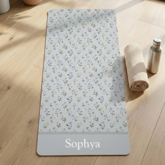 Personalisierter blauer Blumenname Yogamatte