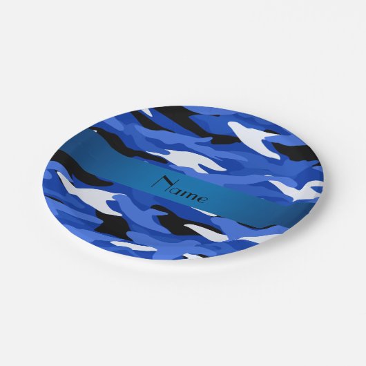 Personalisierter blauer Camouflage blauer Streifen Pappteller (Schrägansicht)