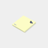 Personalisierter Blauer Morpho-Schmetterling auf b Post-it Klebezettel (angewinkelt)