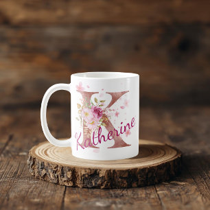 Personalisierter Blumeninitial-Becher – Buchstabe  Kaffeetasse