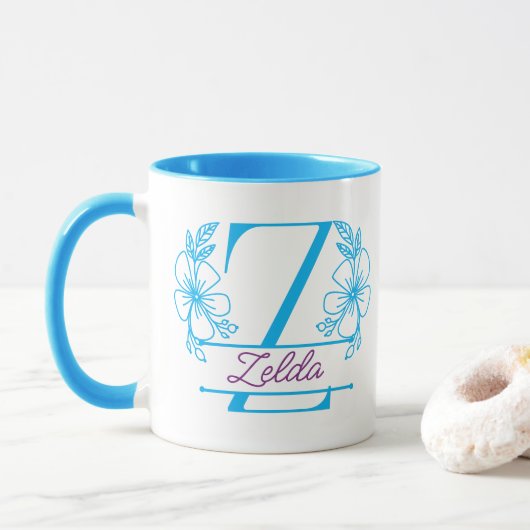 Personalisierter Blumenmonogramm-Buchstabe Z Beche Tasse (Mit Donut)