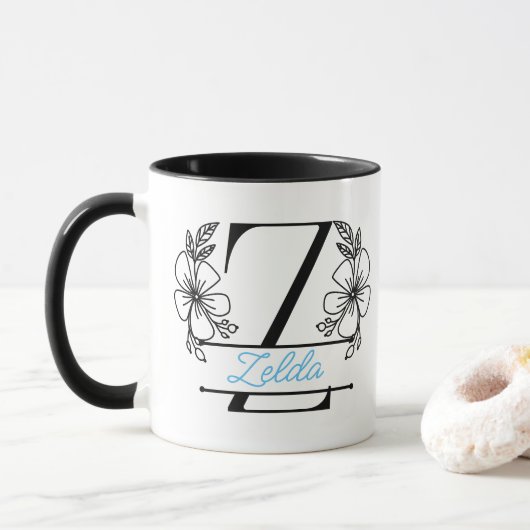 Personalisierter Blumenmonogramm-Buchstabe Z Beche Tasse (Mit Donut)