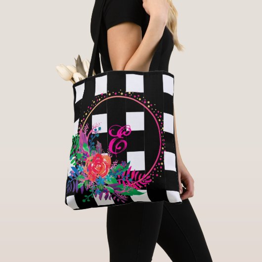 personalisierter Blumenstrauß mit Grenz Tasche (Von Nahem)