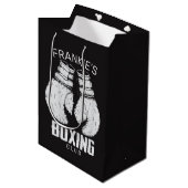 Personalisierter Boxklub Boxer Gym Fighter Handsch Mittlere Geschenktüte (Vorderseite Schrägansicht)