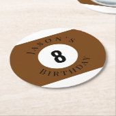 Personalisierter Brauner Billard Pool Ball Geburts Runder Pappuntersetzer (Angewinkelt)