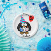 Personalisierter Cartoon Pinguin 2. Geburtstagsfei Pappteller (Party)