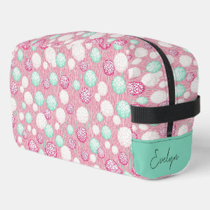 Personalisierter Charme in Rosa Waschbeutel