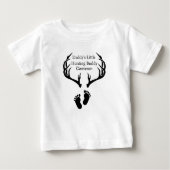 Personalisierter Daddy's Little Hunting Buddy Baby T-shirt (Vorderseite)