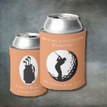 Personalisierter Dosenkühler | Bachelor Golf Weeke<br><div class="desc">Personalisierter Dosenkühler | Bachelor Golf Weekend Personalisiert Can Coolers sind die perfekte Erinnerung an Ihren besonderen Tag. Herzlich willkommen zu einer lustigen und unvergesslichen Junggesellen-Party! Fügen Sie diesem Design Ihre benutzerdefinierte Formulierung hinzu, indem Sie die "Diese Vorlage bearbeiten"-Felder auf der rechten Seite des Elements verwenden, oder klicken Sie auf die...</div>