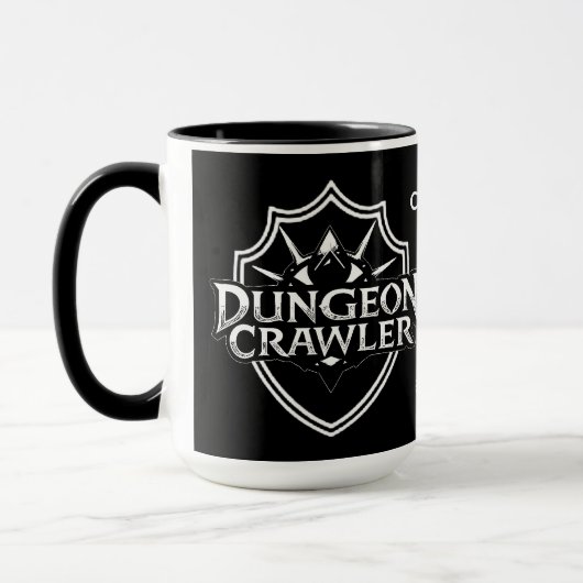Personalisierter Dungeon Crawler Schwarz Tasse (Links)