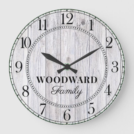 Personalisierter Familienname aus rustikalem Holz Große Wanduhr (Vorderseite)