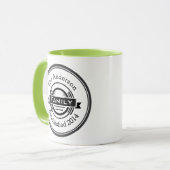 Personalisierter Familienname im Retro-Logo Tasse (Vorderseite Links)