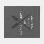 Personalisierter Familienname Lake House Fleecedecke (Vorderseite (Horizontal))