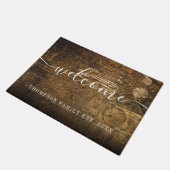 Personalisierter Familienname Vintages Holz Rustik Fußmatte (Schrägansicht)