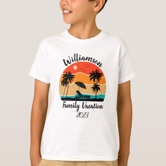 Personalisierter Familienurlaub T-Shirt (Vorderseite)