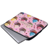 Personalisierter Fantasie-Regenbogen-Cupcake-Konfe Laptopschutzhülle (Vorne Knopf)