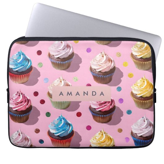 Personalisierter Fantasie-Regenbogen-Cupcake-Konfe Laptopschutzhülle (Vorderseite)