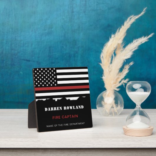 Personalisierter Feuerwehrhelfer mit dünner roter  Fotoplatte (InSitu)