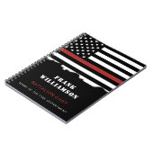 Personalisierter Feuerwehrhelfer mit dünner roter Notizblock (Linke Seite)