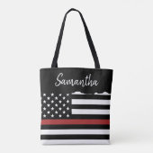 Personalisierter Feuerwehrhelfer mit dünner roter  Tasche (Rückseite)