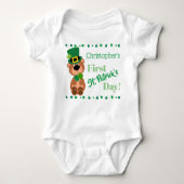 Personalisierter First St Patricks Day Bär Baby Strampler (Vorderseite)