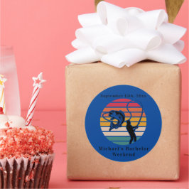 Personalisierter Fischfang Bachelor Weekend Runder Aufkleber