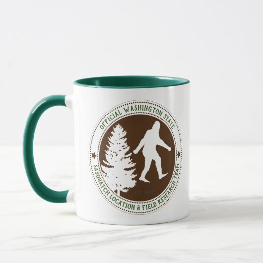 Personalisierter Funny Sasquatch Standort und Fors Tasse (Links)