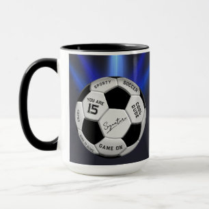 Personalisierter Fußball-Geburtstag Alter Name Tasse