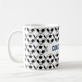 Personalisierter Fußballball mit Teamname und -num Kaffeetasse (Links)